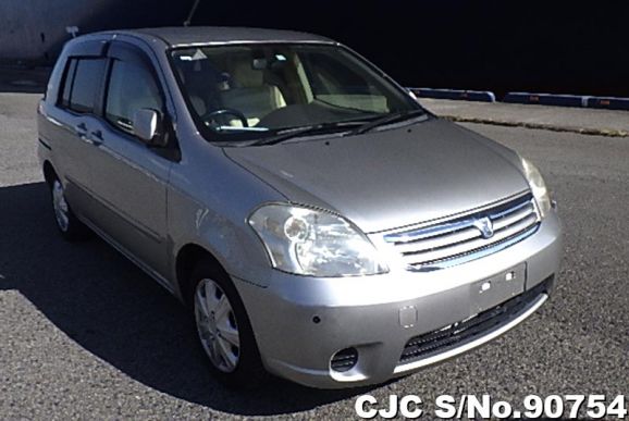 2005 Toyota / Raum Stock No. 90754